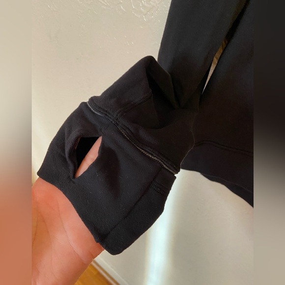 Lululemon sweater - Picture 3 of 9